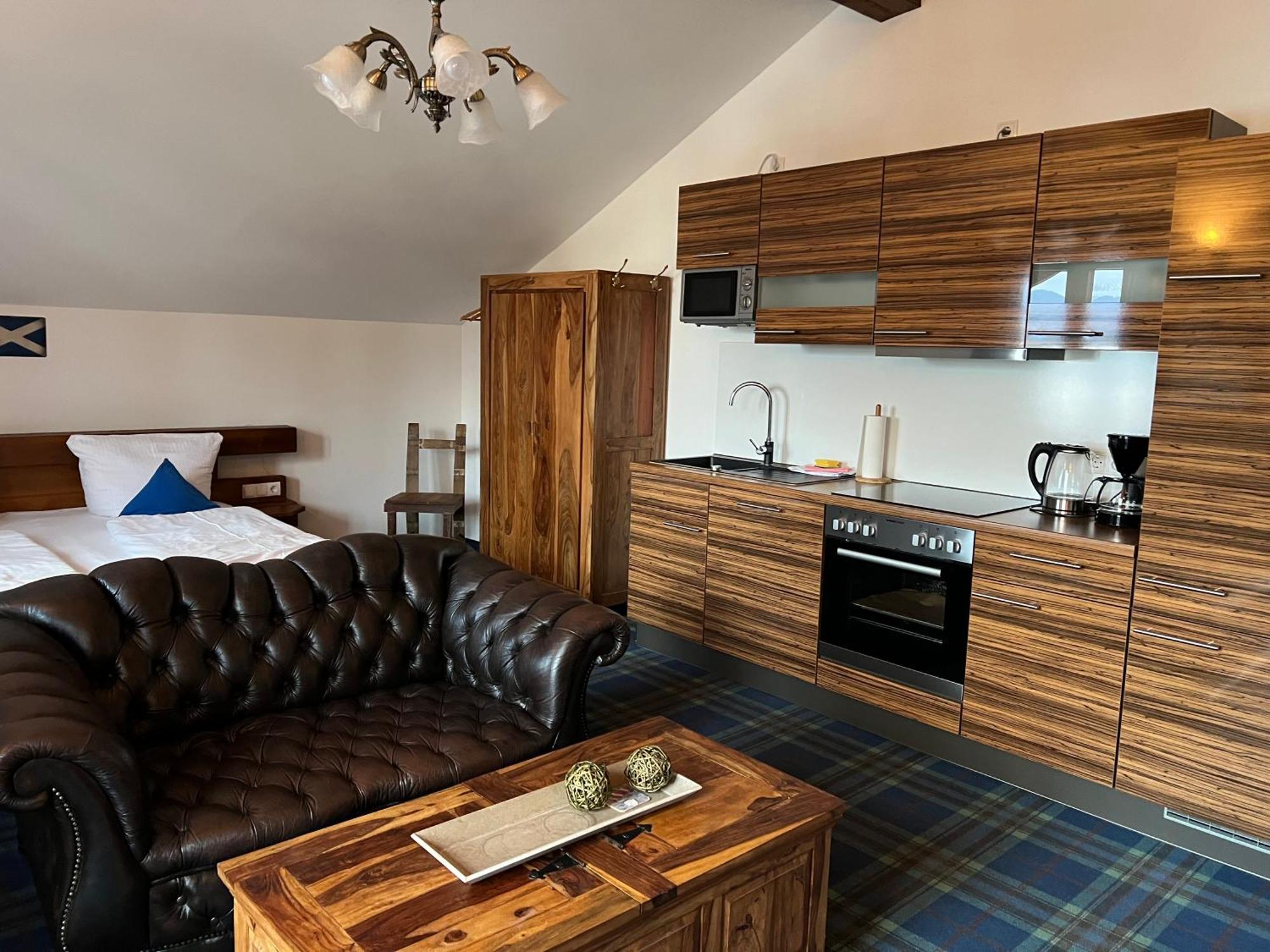 Vitushoehle & Vitusfort - Magie Von Irland Und Schottland Füssen Extérieur photo